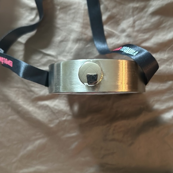 Flask - Picture 2 of 2